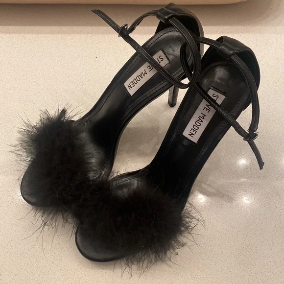 Steve Madden Feather Heel - Picture 3 of 6